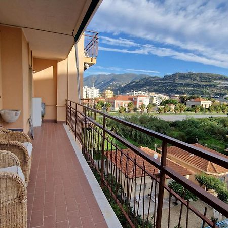 Olimpia Apartment Arma di Taggia Exterior foto