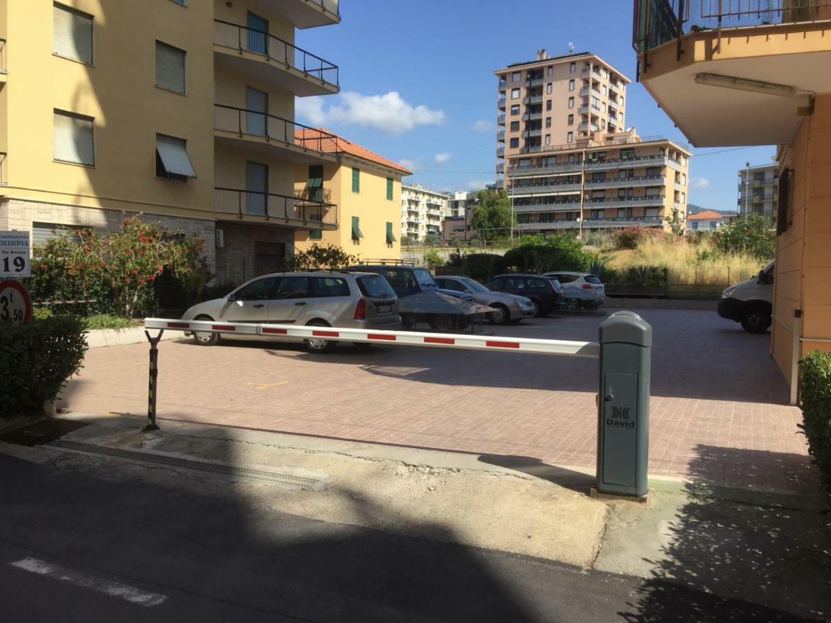Olimpia Apartment Arma di Taggia Exterior foto